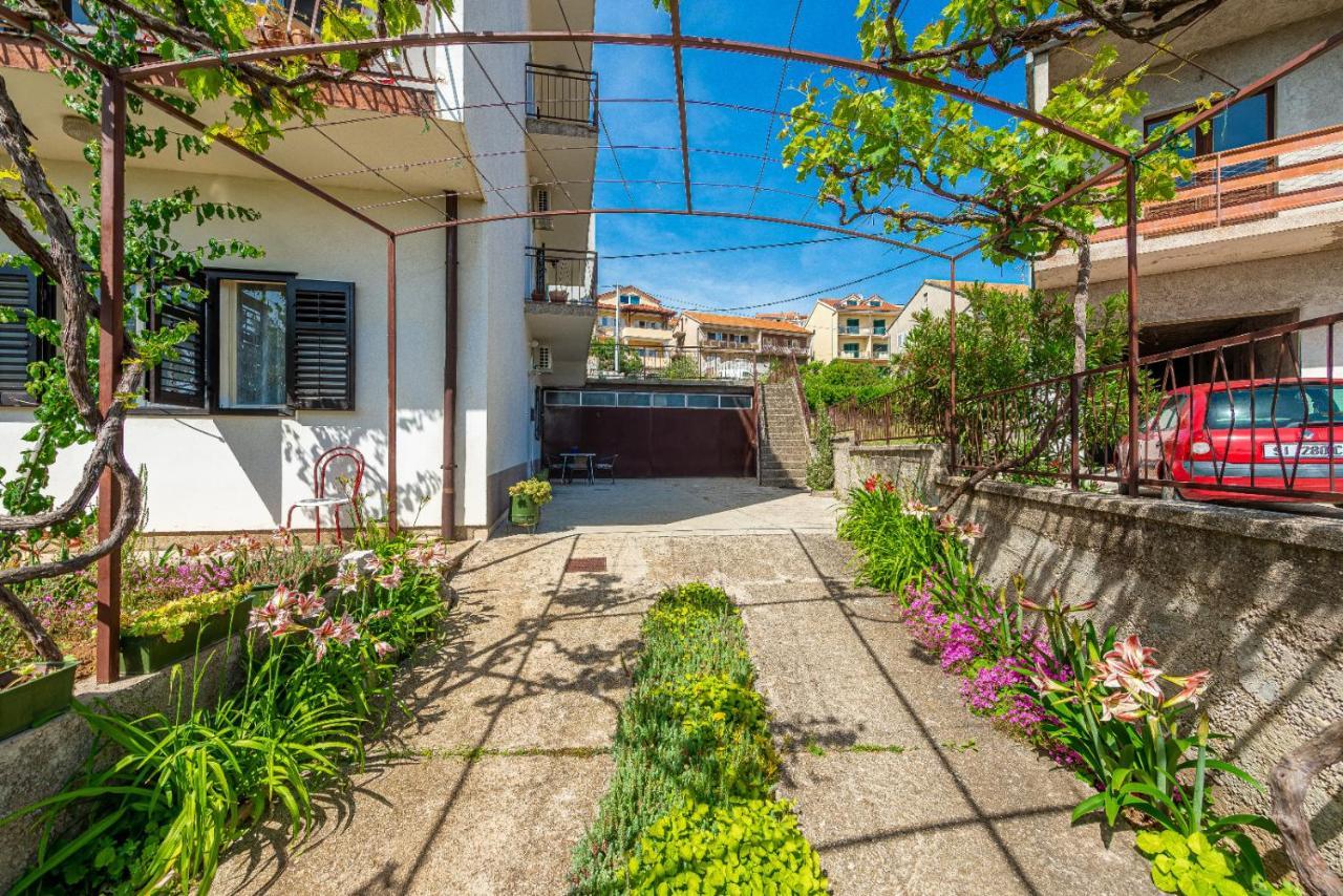 Apartments Dida Frane In Sibenik Šibenik Exterior foto