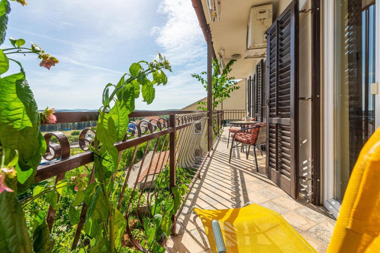 Apartments Dida Frane In Sibenik Šibenik Exterior foto